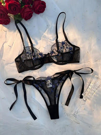 Dessous set, Gestickter BH & Tanga aus Mesh